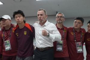 久帅:虽然0-3输韩国我们会被说一无是处,但要看到自己的亮点