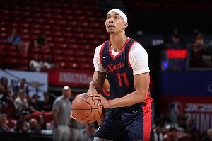 可圈可点!乔丹-米勒11中7砍全场最高19分外加7板 末节连得9分