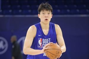 ?BR模拟选秀榜单:杨瀚森40顺位被奇才摘下 较上期提升了两名