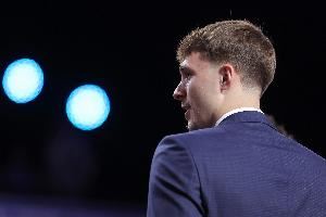 弗拉格谈在联盟定位:多功能角色 我们能打出高水平的无位置篮球