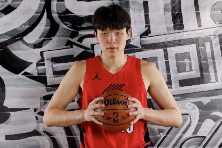  ESPN点评杨瀚森：最引人入胜的新秀 传球&盖帽出色 篮板球得加强