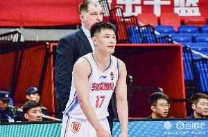 媒体人:方佳晨接近加盟北控 杜伯超等天津是否匹配北控开的合同